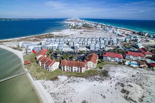 7453 Sunset Harbor Dr, Navarre, FL 32566 - Photo 2