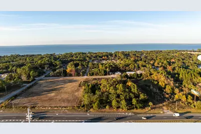 5199 Gulf Breeze Parkway, Gulf Breeze, FL 32563 - Photo 10