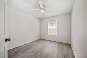 1710 Ivalea Cir, Navarre, FL 32566 - Photo 16