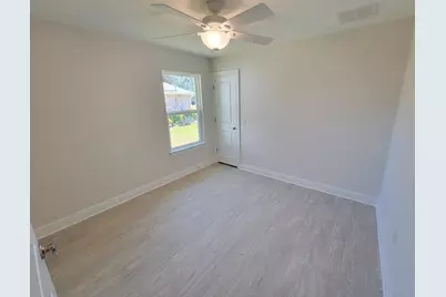 6726 Indian Street, Navarre, FL 32566 - Photo 4