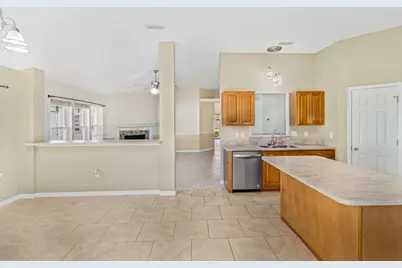 8778 Faye Court, Navarre, FL 32566 - Photo 4