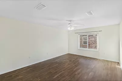 8778 Faye Court, Navarre, FL 32566 - Photo 10