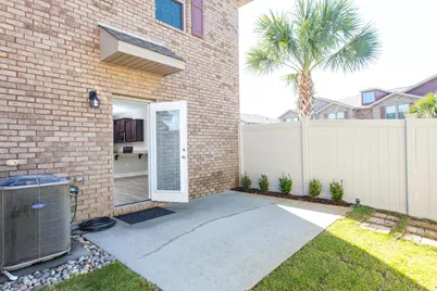 8723 Brown Pelican Circle, Navarre, FL 32566 - Photo 18