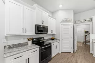 6808 Santa Clara Dr, Navarre, FL 32566 - Photo 18