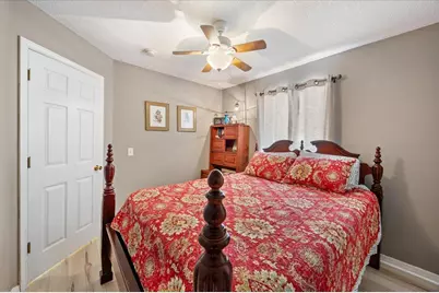 7666 Chablis Circle, Navarre, FL 32566 - Photo 12