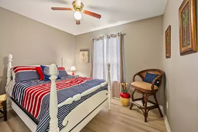 7666 Chablis Circle, Navarre, FL 32566 - Photo 14