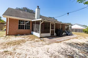 2824 Winners Cir Dr, Navarre, FL 32566 - Photo 38