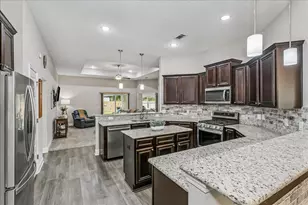 1911 Ladybird Ln, Gulf Breeze, FL 32563 - Photo 10