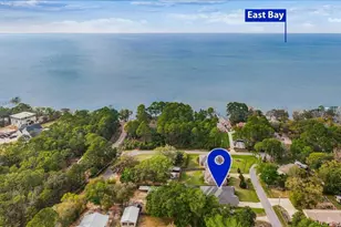 1911 Ladybird Ln, Gulf Breeze, FL 32563 - Photo 48