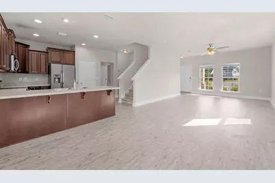 8645 Bucklebury Drive, Pensacola, FL 32507 - Photo 2