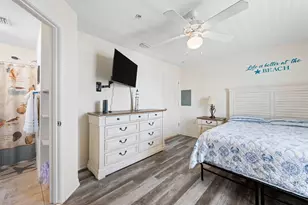 8436 Gulf Blvd, Navarre, FL 32566 - Photo 22