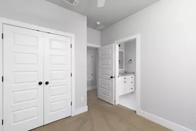 311 N 8th Avenue N, Pensacola, FL 32501 - Photo 24