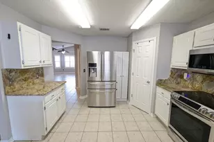 9475 Pine Lily Ct, Navarre, FL 32566 - Photo 6