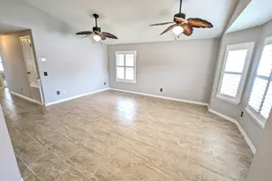 9475 Pine Lily Ct, Navarre, FL 32566 - Photo 2