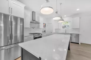 17 N L Street N, Pensacola, FL 32502 - Photo 8