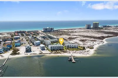 1440 Paradise Point Drive #UNIT 6, Navarre, FL 32566 - Photo 48