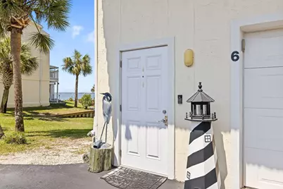 1440 Paradise Point Drive #UNIT 6, Navarre, FL 32566 - Photo 8