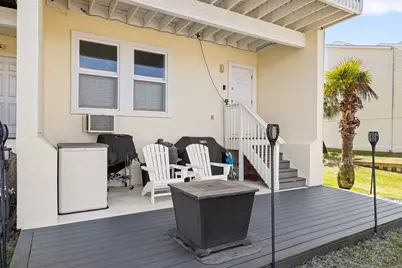 1440 Paradise Point Drive #UNIT 6, Navarre, FL 32566 - Photo 38