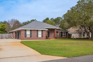 2575 2nd Ct, Navarre, FL 32566 - Photo 2