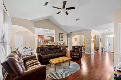 3504 Topaz Circle, Navarre, FL 32566 - Photo 6