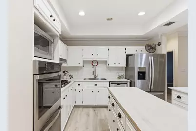 2437 W Bayshore Road W, Gulf Breeze, FL 32563 - Photo 14