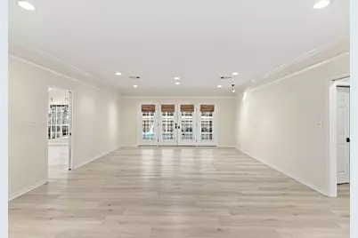 2437 W Bayshore Road W, Gulf Breeze, FL 32563 - Photo 2