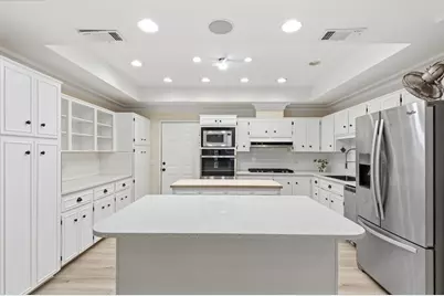 2437 W Bayshore Road W, Gulf Breeze, FL 32563 - Photo 12