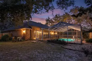 2437 W Bayshore Road W, Gulf Breeze, FL 32563 - Photo 36