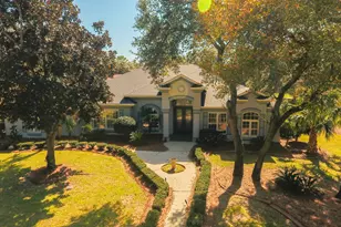 2835 Pebble Beach Dr, Navarre, FL 32566 - Photo 58