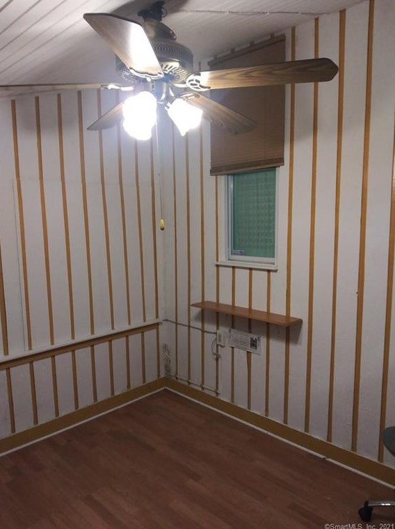 275 3 Ave, New Haven CT 06516-5404 exterior