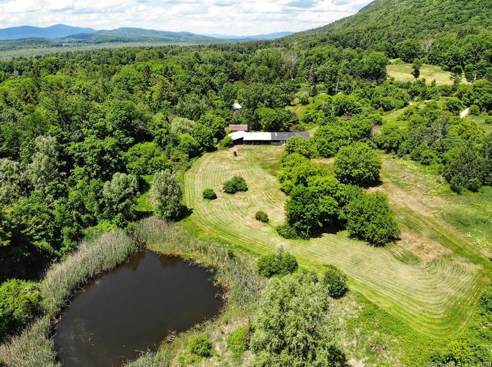 20 Under Mountain Rd, Canaan, CT 06031