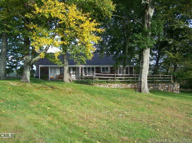 47 Calhoun St, Washington Depot, CT 06794