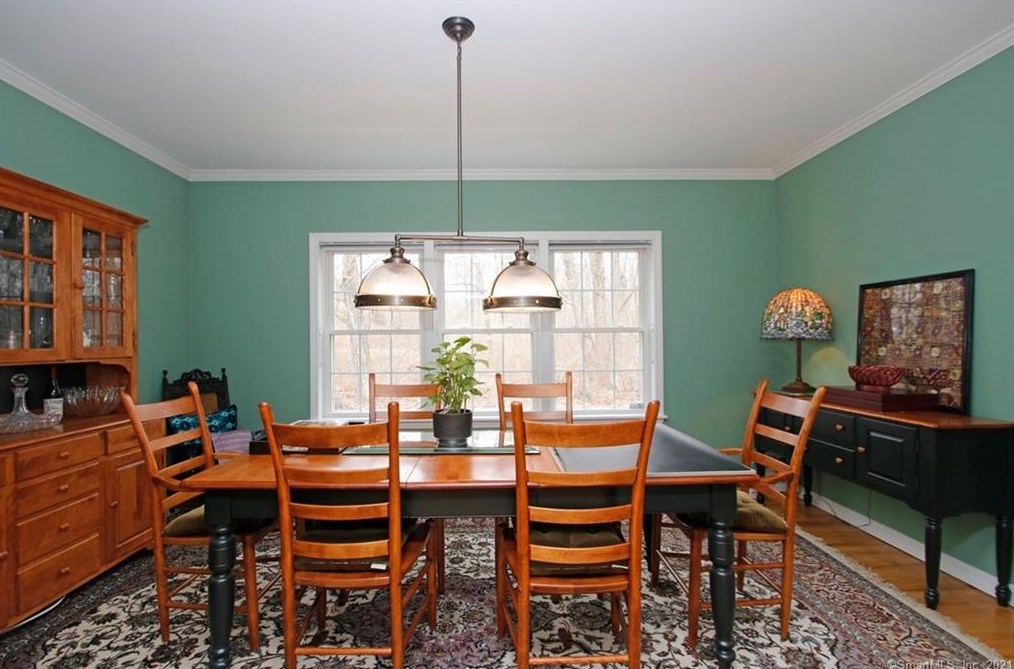 10 Windy Hill Rd, West Redding CT  06896-2700 exterior