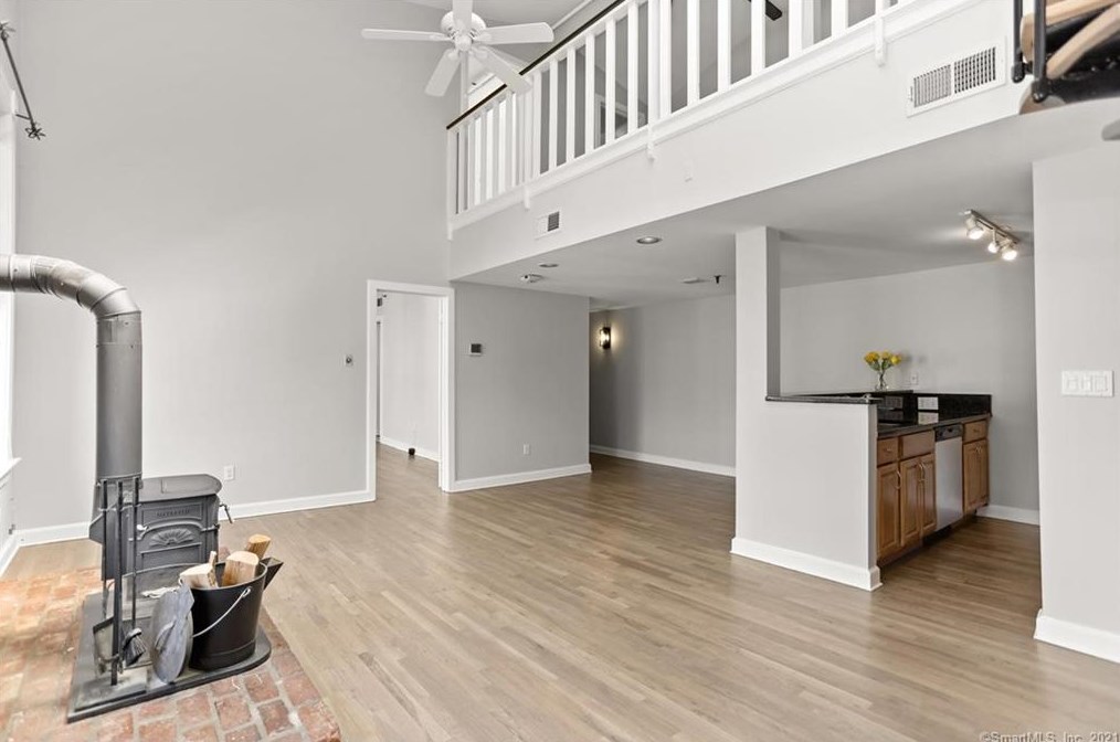4 S Main St #w304, Norwalk, CT 06854