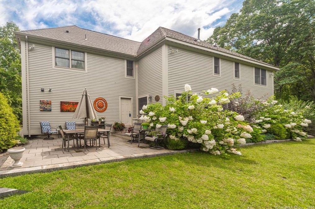 164 Burrows Hill Rd, Amston, CT 06231