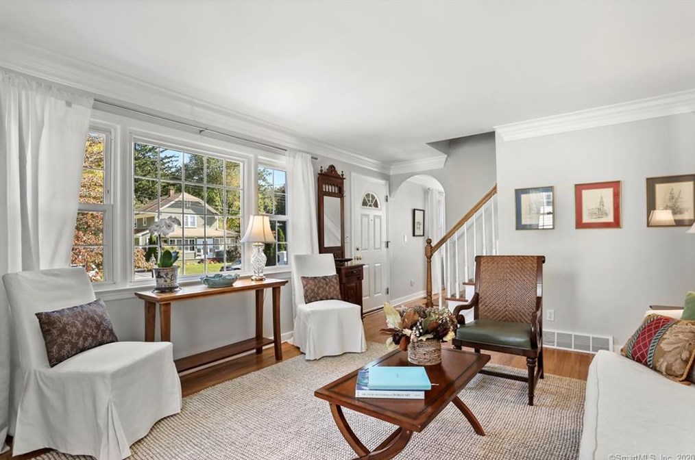 175 Bennett St, Fairfield, CT 06825-1304