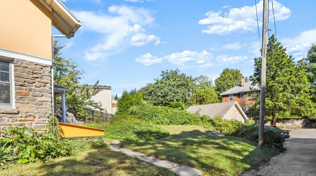 75 Havemeyer Pl, Greenwich, CT 06830