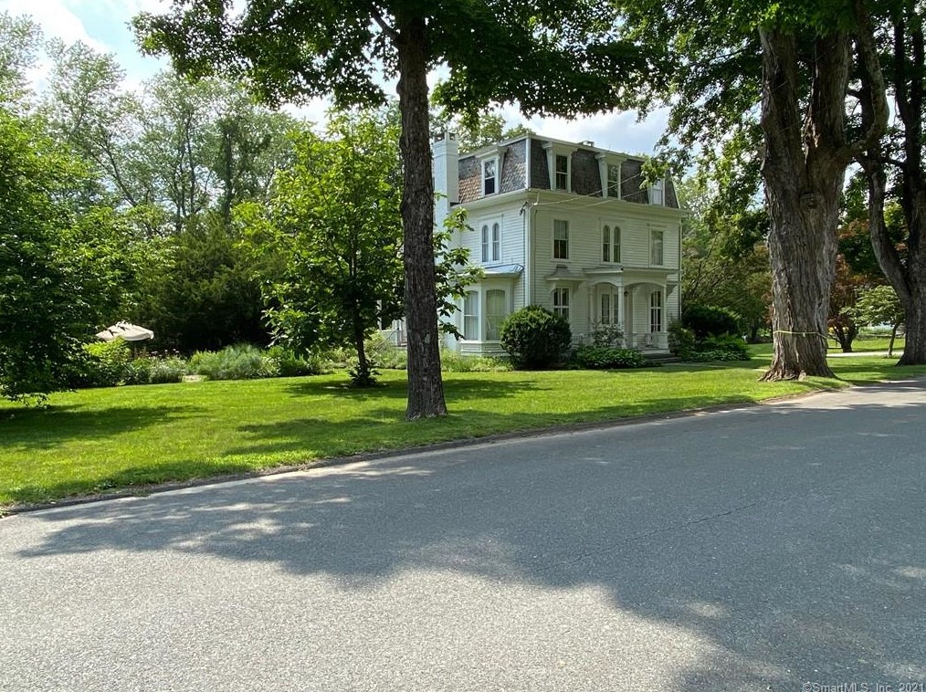 30 Prospect St, Canaan, CT 06031