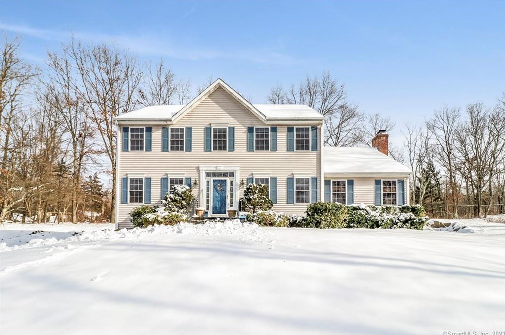 131 High Rock Rd, Sandy Hook, CT 06482