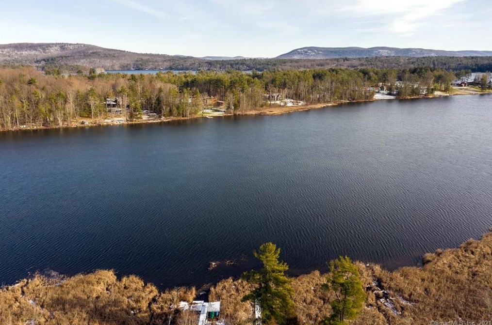 5 Bloomer Ln, Salisbury, CT 06068