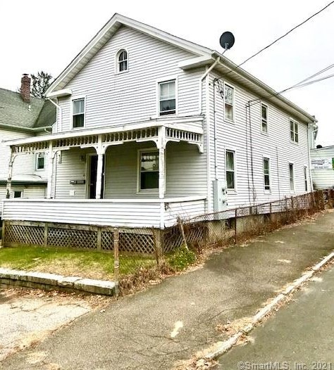86 Wooster St, Huntington, CT 06484