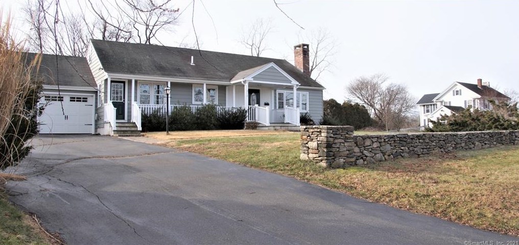 212 Old Boston Post Rd, Fenwick, CT 06475 exterior