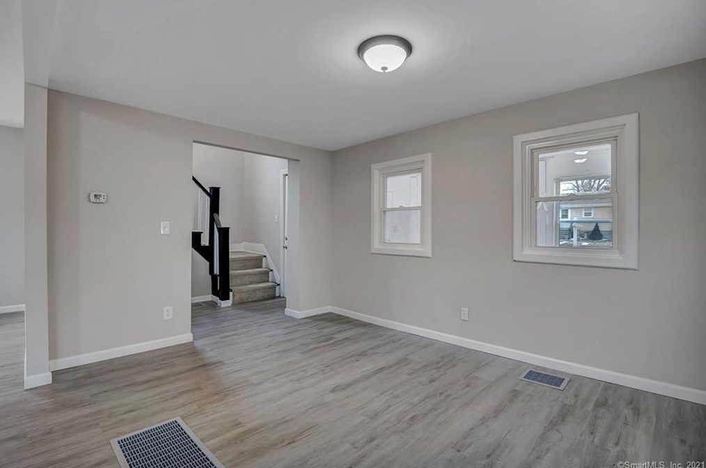 199 Coe Ave, New Haven CT 06512-4725 exterior