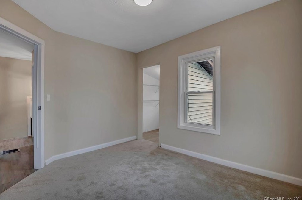 199 Coe Ave, New Haven CT 06512-4725 exterior