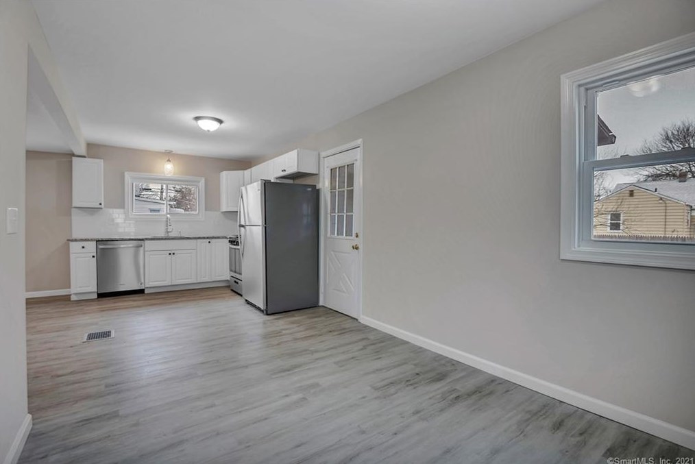 199 Coe Ave, New Haven CT 06512-4725 exterior