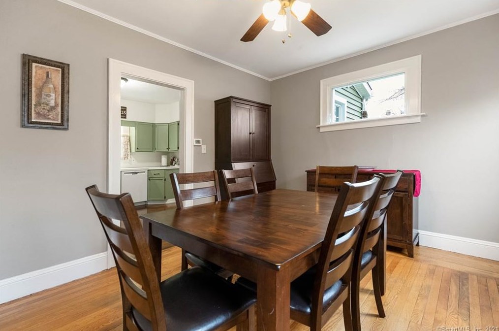 121 Central Ave, New Haven CT 06516-6731 exterior