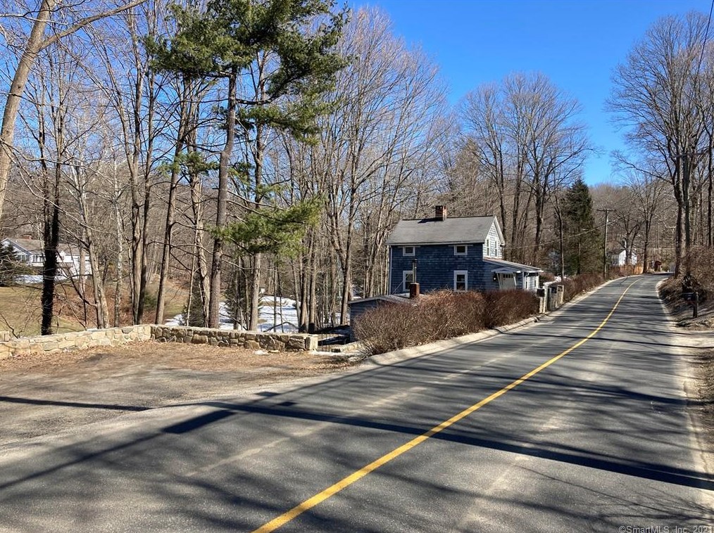75 Taylor Rd, Bethel, CT 06801