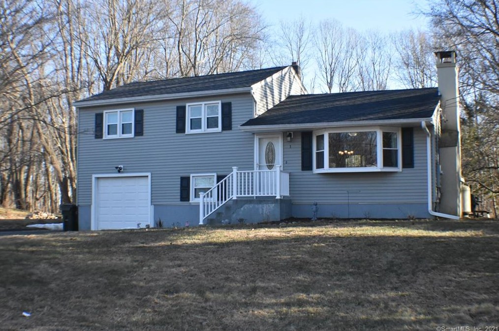 1 Little John Ln, Danbury, CT 06811 exterior