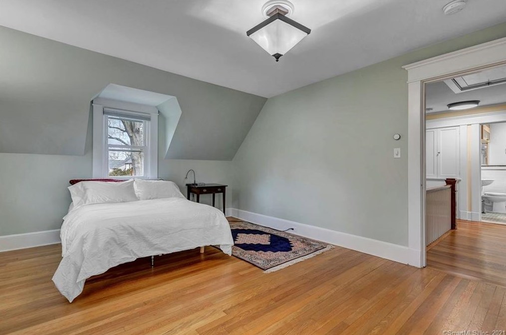 75 Hall St, New Haven CT 06516-3719 exterior