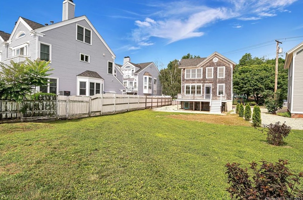 253 Front St, New Haven CT 06513-3205 exterior